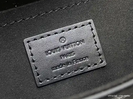 Official oldcobbler VUITTON LOUIS Canvas Monogram Camera Box 0519
